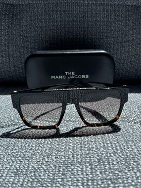 Marc Jacobs | Accessories | Marc Jacobs Sunglasses Brown  display picture 1
